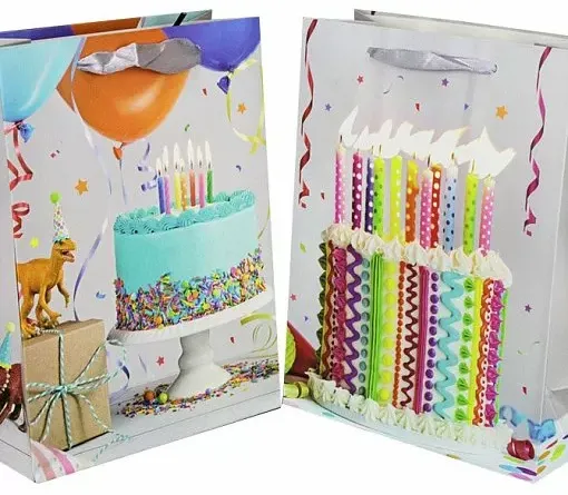 подарочные пакеты сумки торты свечи праздник день рождения воздушные шары и игрушки